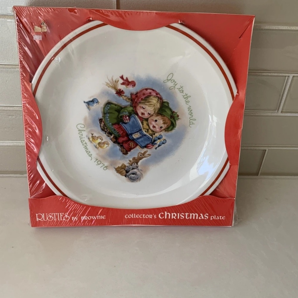 Vintage NIB Rusties by Brownie Joy to the World Christmas 1976 plate~England